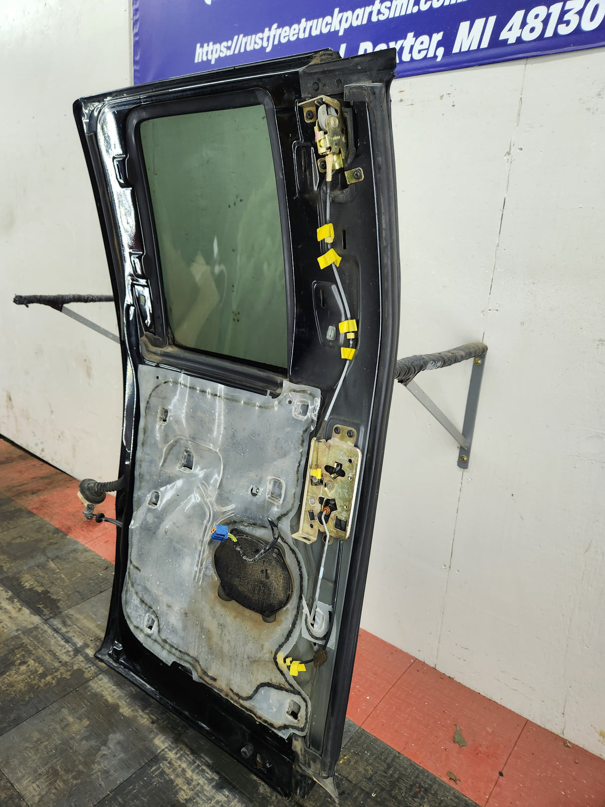 2004-2008 Ford F150 Driver Rear Extended Cab Door LH