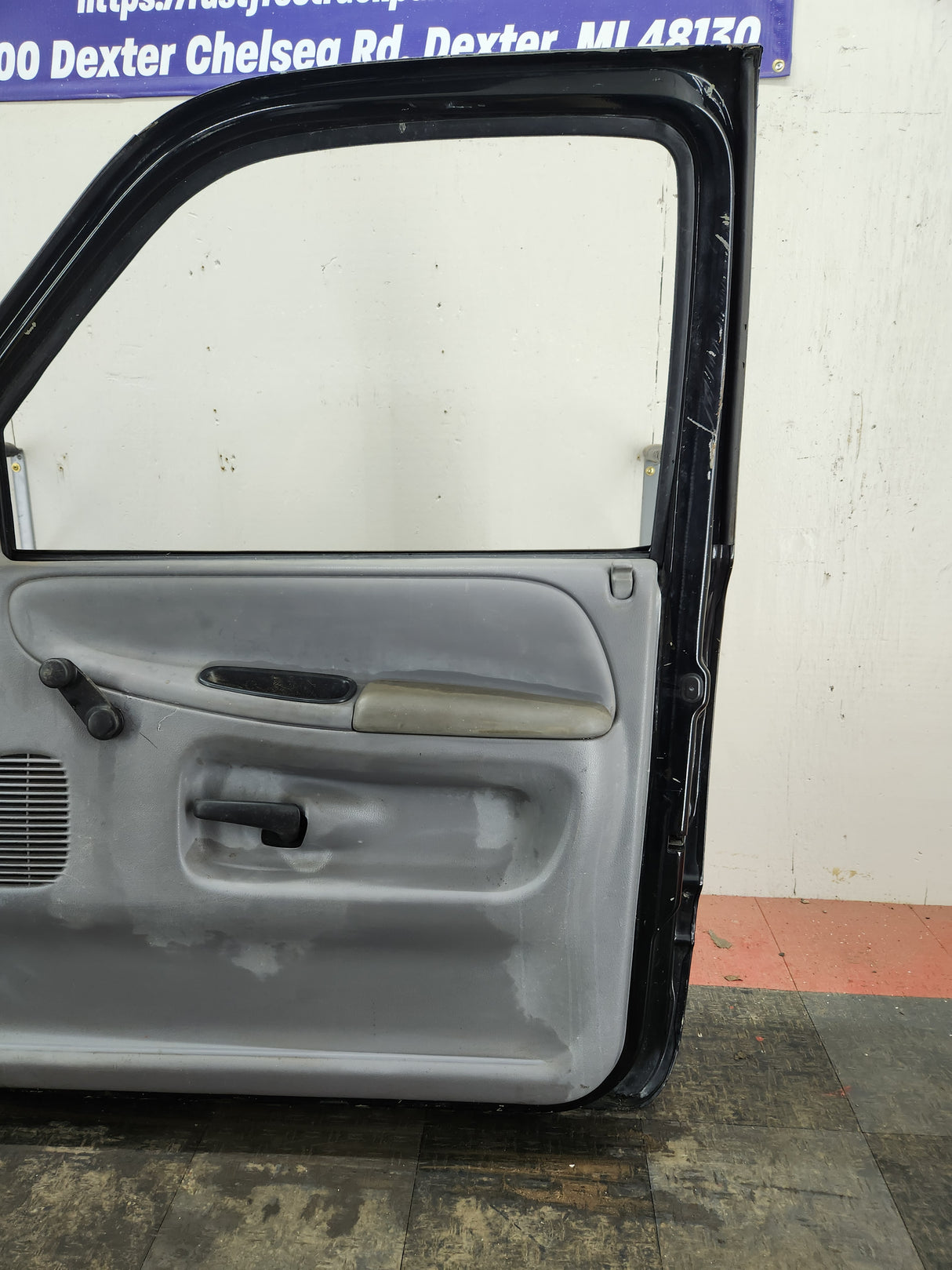 1994-2002 Dodge Ram 2nd Gen RH Passenger Side Front Door Regular Cab / 2 Door Ext Cab 1500 2500 3500 ROUND CORNER