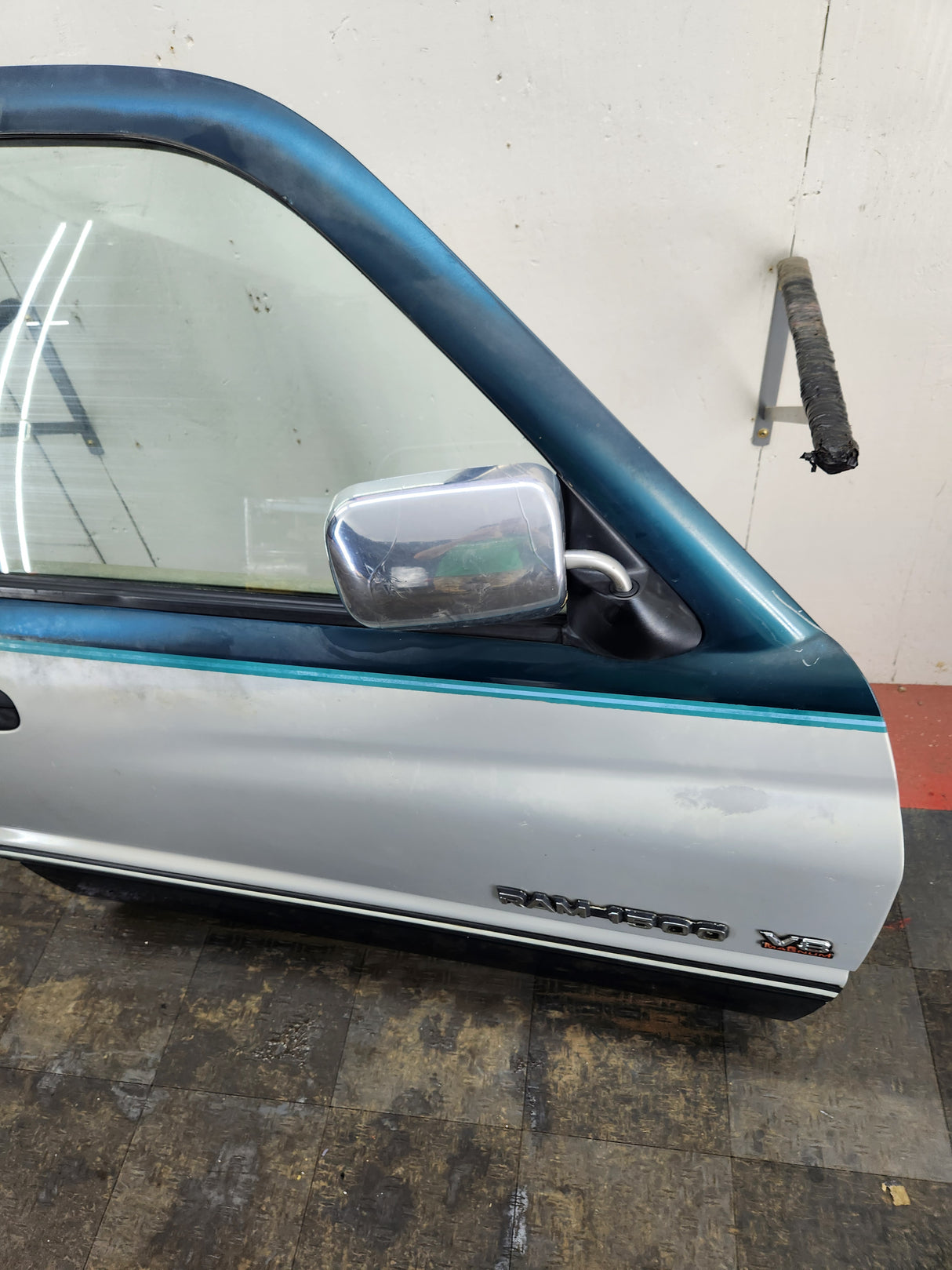 1994-2002 Dodge Ram 2nd Gen RH Passenger Side Front Door Regular Cab / 2 Door Ext Cab 1500 2500 3500 ROUND CORNER