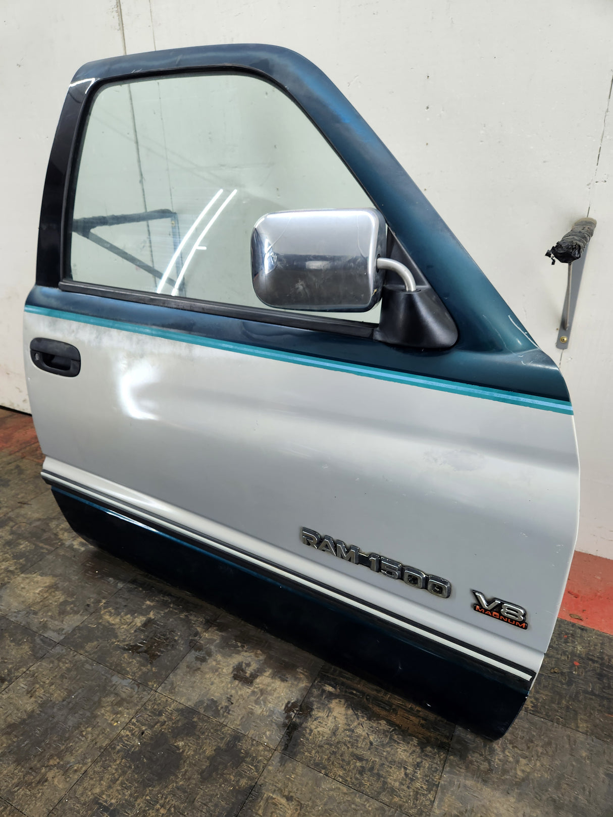 1994-2002 Dodge Ram 2nd Gen RH Passenger Side Front Door Regular Cab / 2 Door Ext Cab 1500 2500 3500 ROUND CORNER