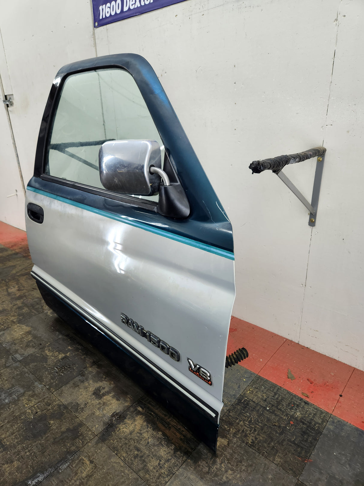 1994-2002 Dodge Ram 2nd Gen RH Passenger Side Front Door Regular Cab / 2 Door Ext Cab 1500 2500 3500 ROUND CORNER