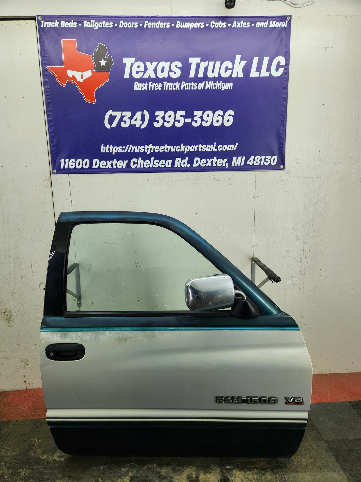 1994-2002 Dodge Ram 2nd Gen RH Passenger Side Front Door Regular Cab / 2 Door Ext Cab 1500 2500 3500 ROUND CORNER