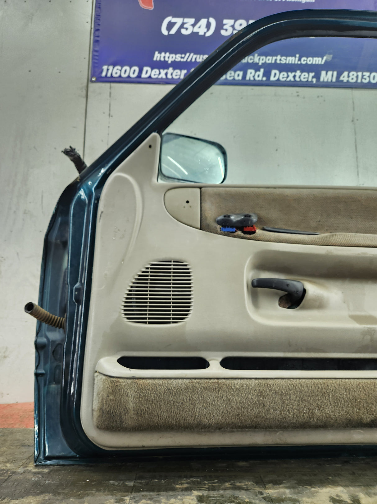 1994-2002 Dodge Ram 2nd Gen RH Passenger Side Front Door Regular Cab / 2 Door Ext Cab 1500 2500 3500 ROUND CORNER