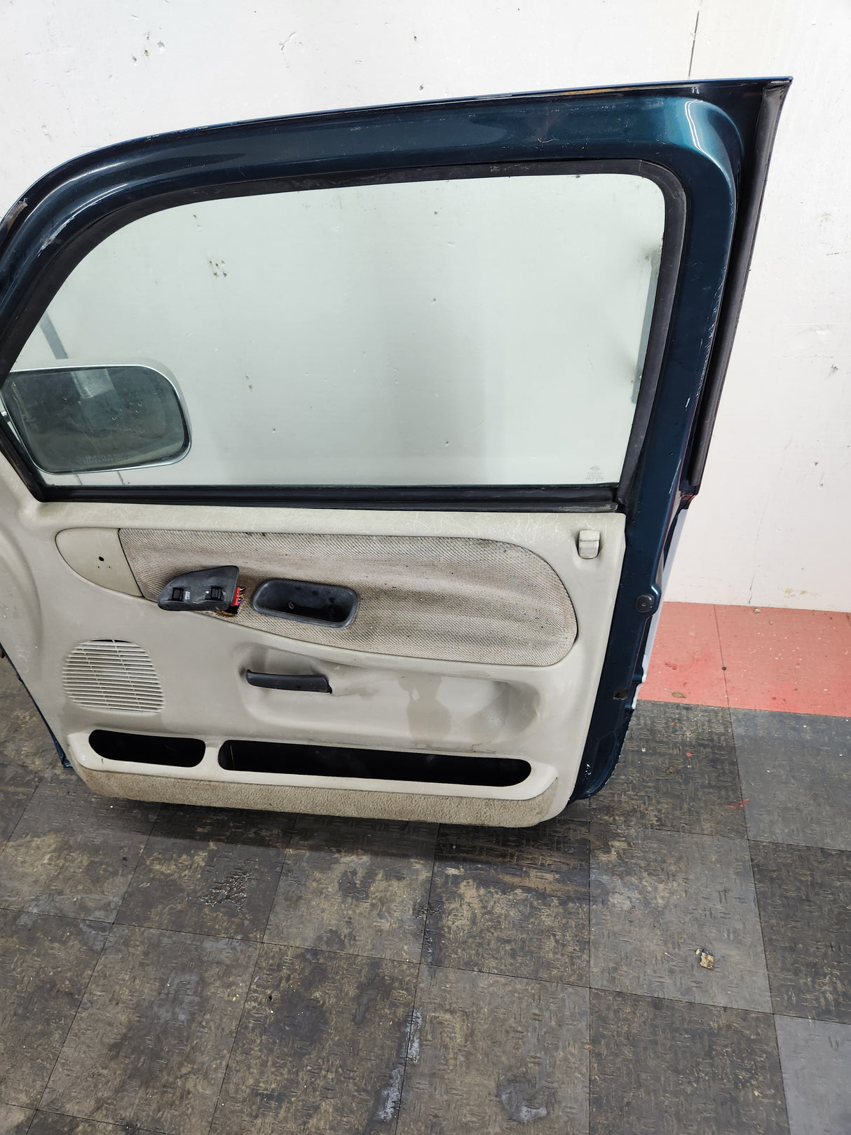 1994-2002 Dodge Ram 2nd Gen RH Passenger Side Front Door Regular Cab / 2 Door Ext Cab 1500 2500 3500 ROUND CORNER