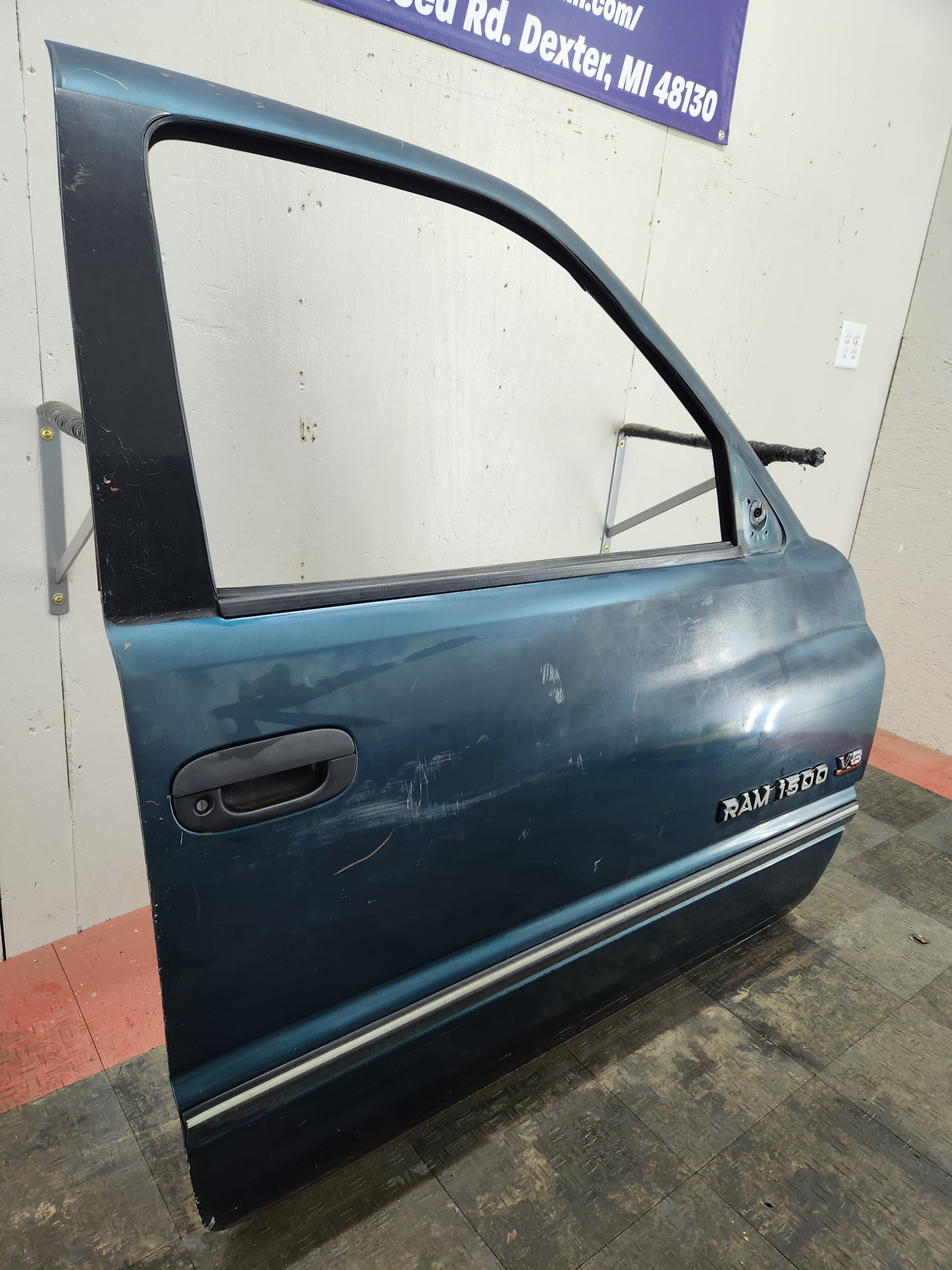 1994-2002 Dodge Ram 2nd Gen RH Passenger Side Front Door Regular Cab / 2 Door Ext Cab 1500 2500 3500 ROUND CORNER
