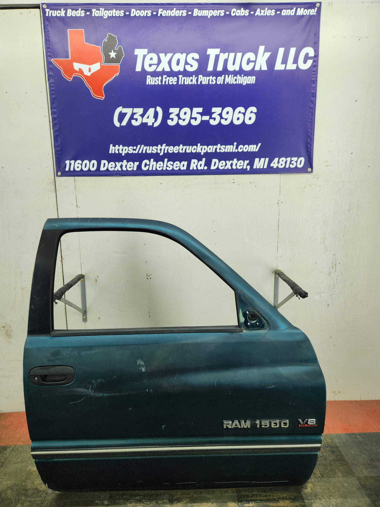 1994-2002 Dodge Ram 2nd Gen RH Passenger Side Front Door Regular Cab / 2 Door Ext Cab 1500 2500 3500 ROUND CORNER