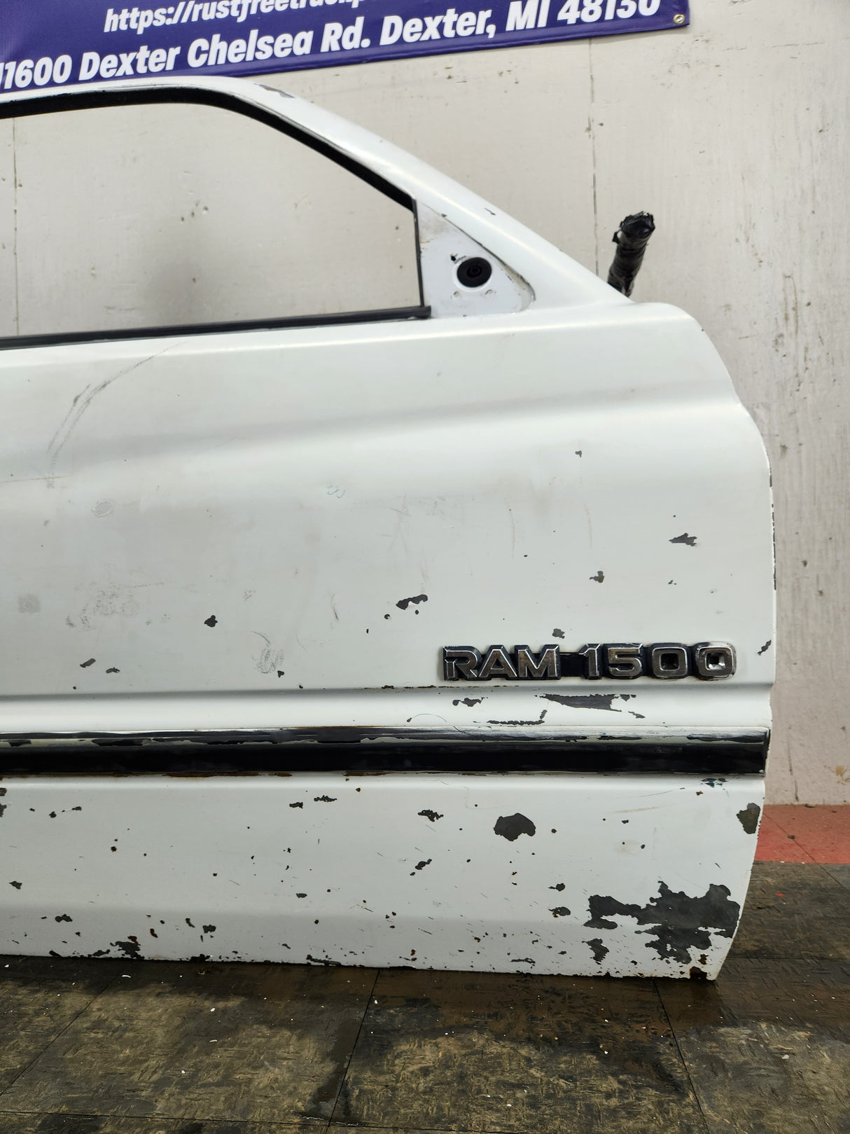 1994-2002 Dodge Ram 2nd Gen RH Passenger Side Front Door Regular Cab / 2 Door Ext Cab 1500 2500 3500 ROUND CORNER