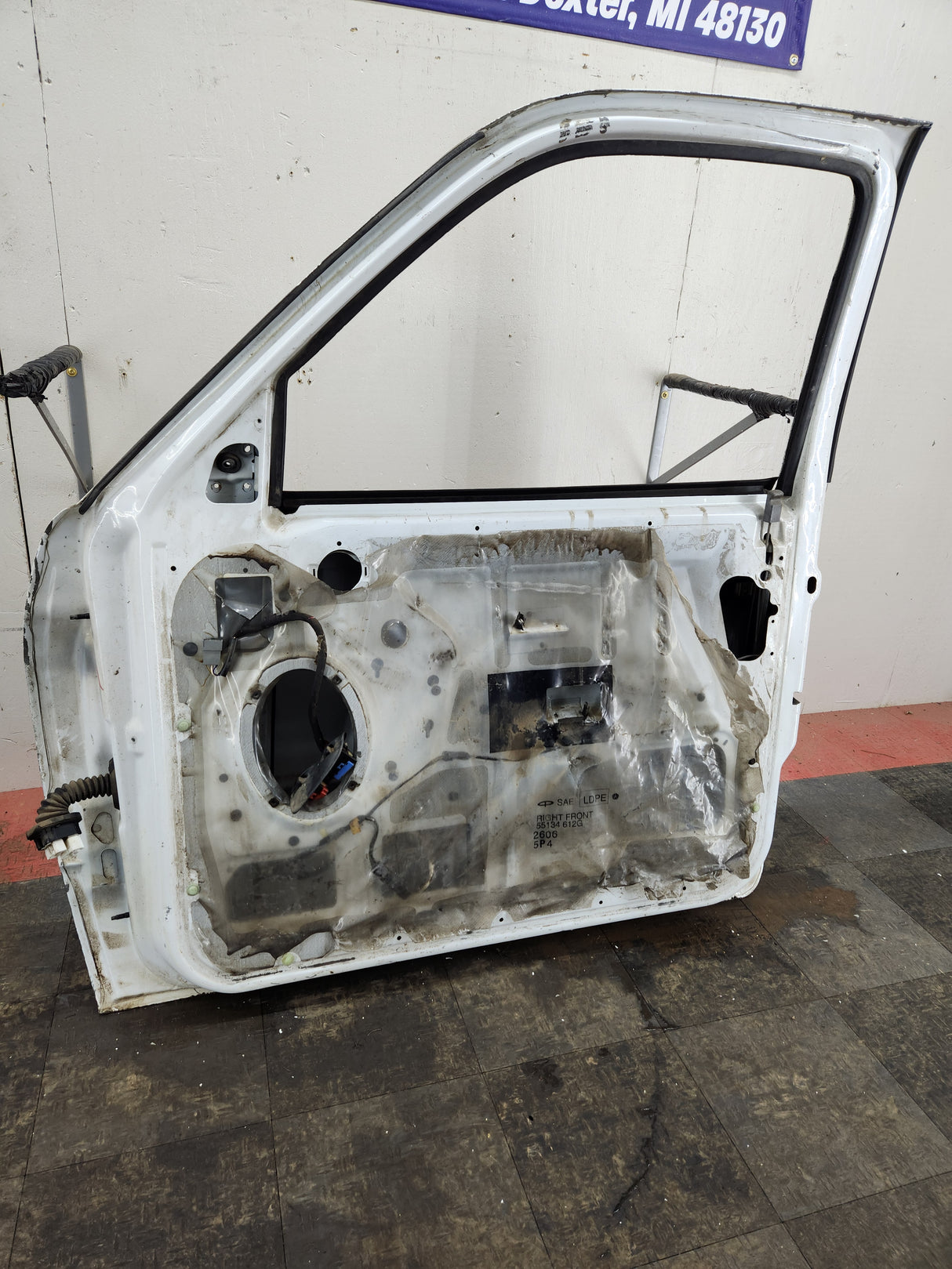 1994-2002 Dodge Ram 2nd Gen RH Passenger Side Front Door Regular Cab / 2 Door Ext Cab 1500 2500 3500 ROUND CORNER