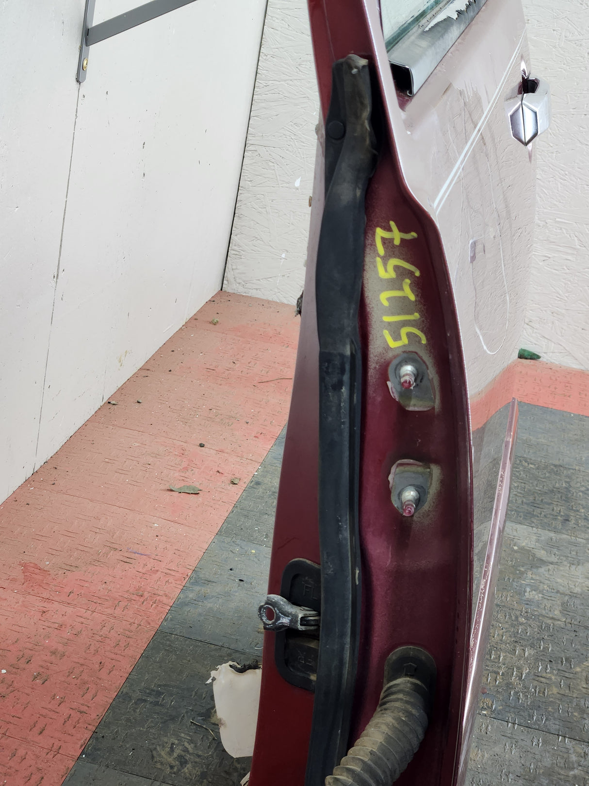 2004-2007 Nissan Titan Driver Side Front Door LH