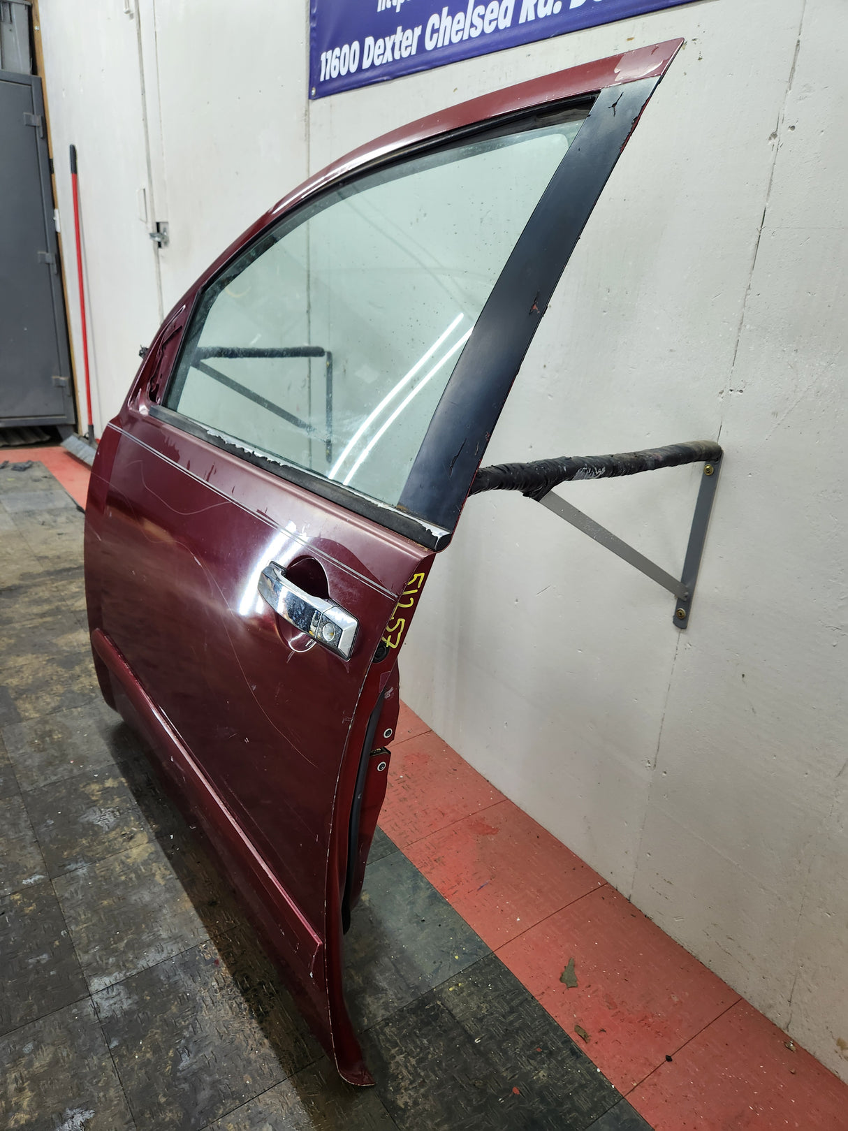 2004-2007 Nissan Titan Driver Side Front Door LH