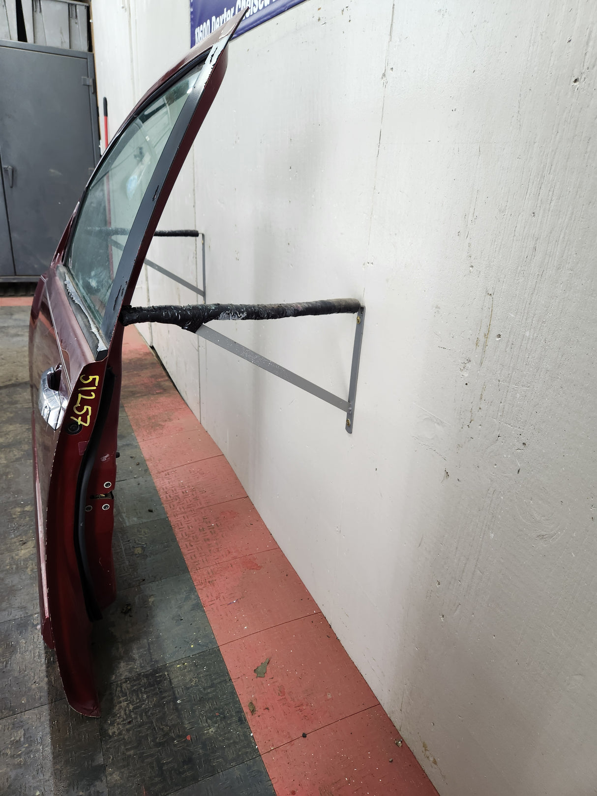 2004-2007 Nissan Titan Driver Side Front Door LH