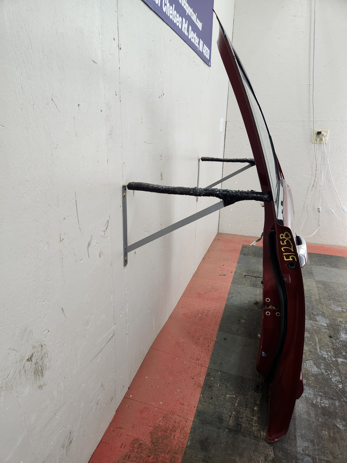 2004-2007 Nissan Titan Passenger Side Front Door RH