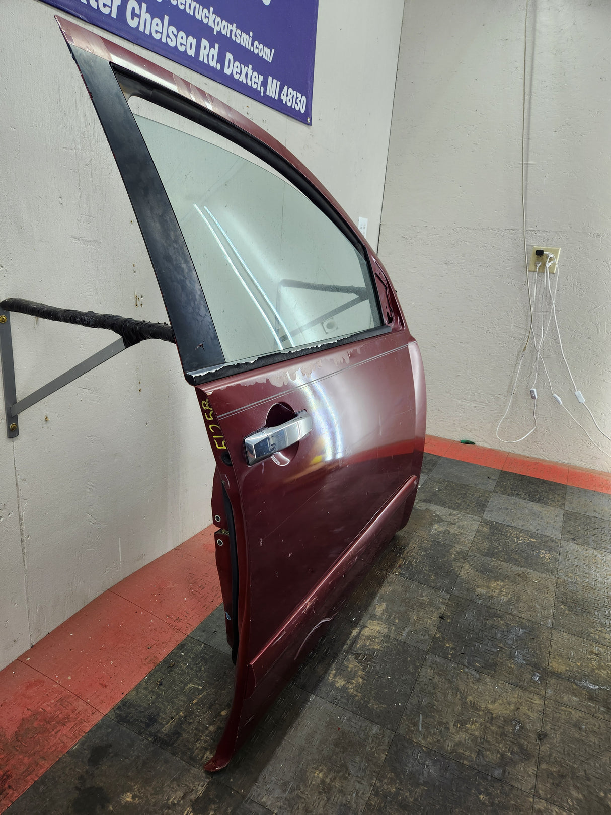 2004-2007 Nissan Titan Passenger Side Front Door RH