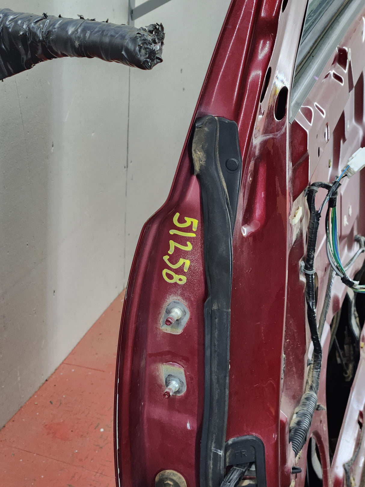 2004-2007 Nissan Titan Passenger Side Front Door RH