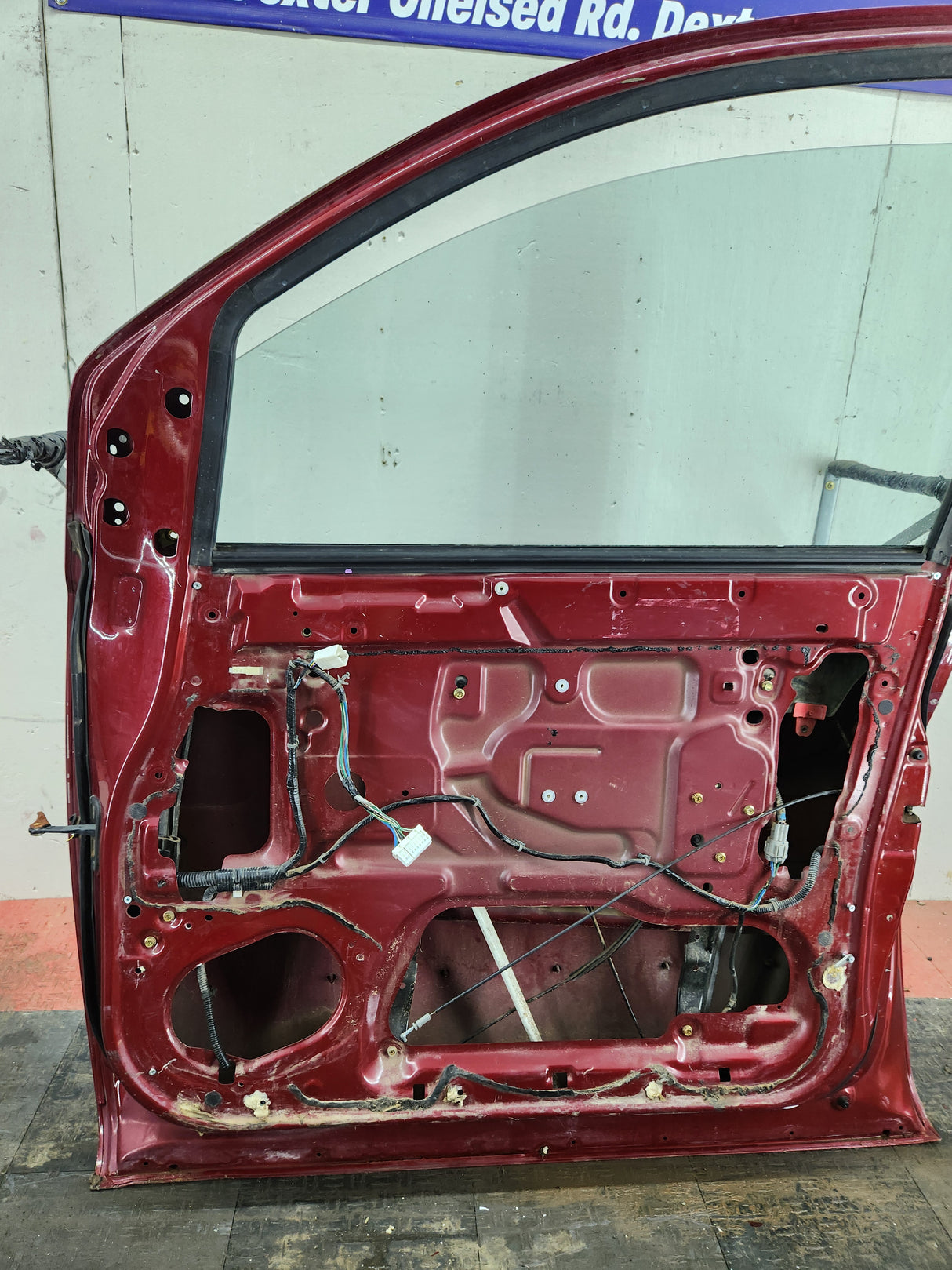 2004-2007 Nissan Titan Passenger Side Front Door RH