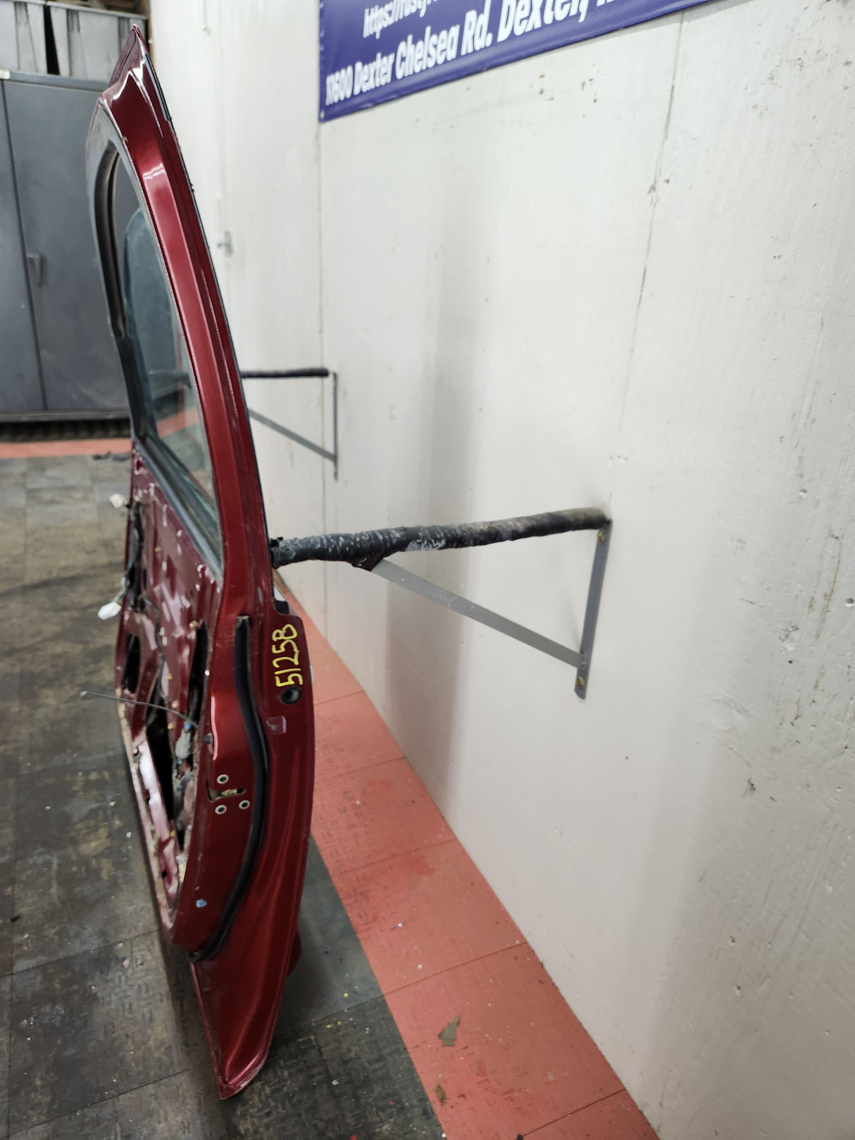 2004-2007 Nissan Titan Passenger Side Front Door RH