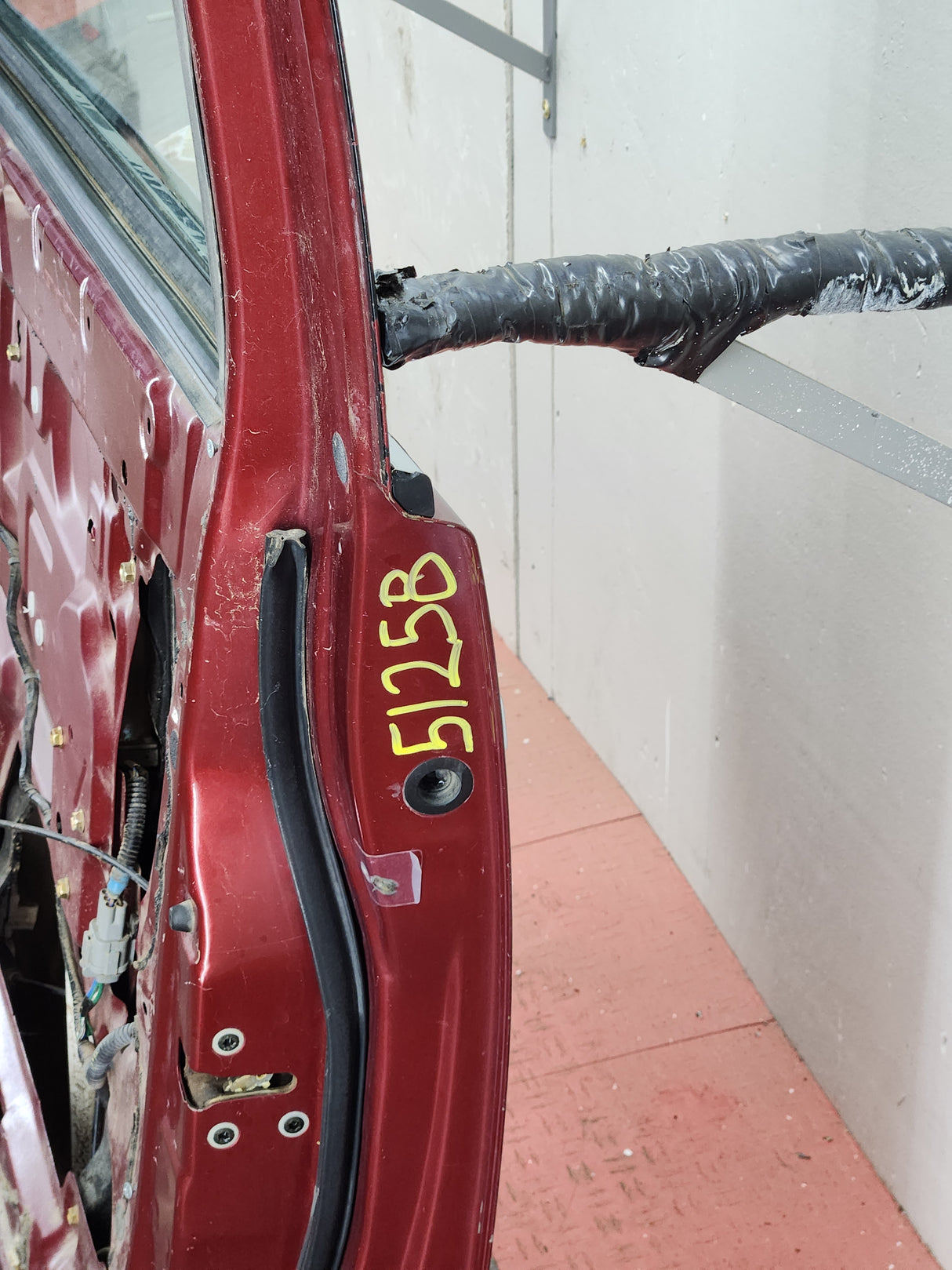 2004-2007 Nissan Titan Passenger Side Front Door RH