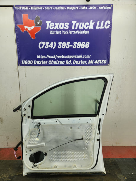 2004-2007 Nissan Titan Crew Cab Driver Side Front Door
