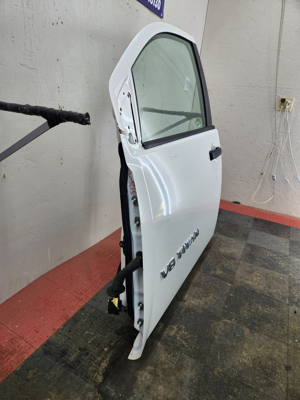 2004-2007 Nissan Titan Crew Cab Driver Side Front Door