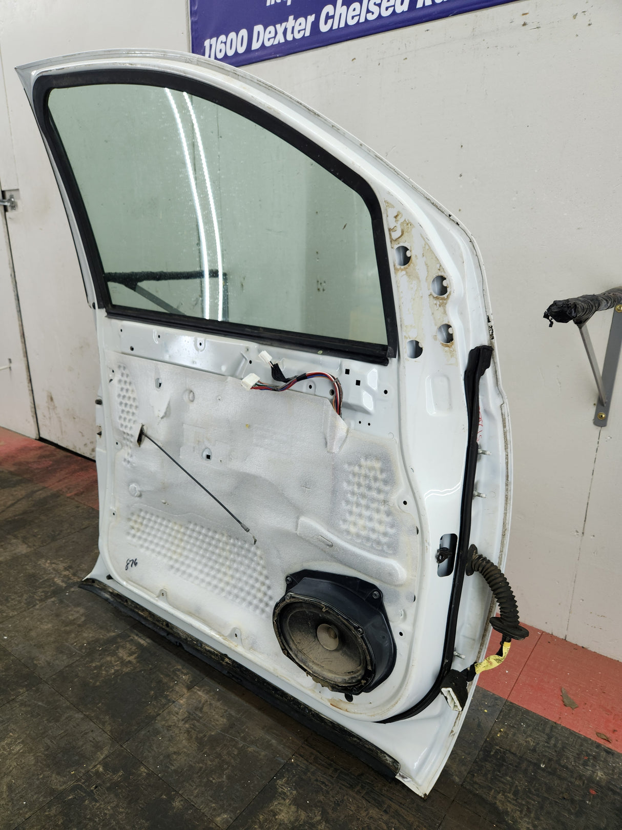 2004-2007 Nissan Titan Crew Cab Driver Side Front Door