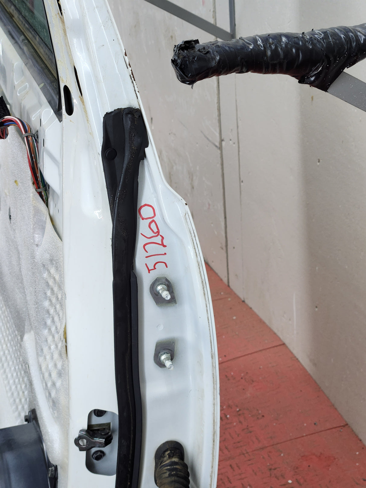 2004-2007 Nissan Titan Crew Cab Driver Side Front Door