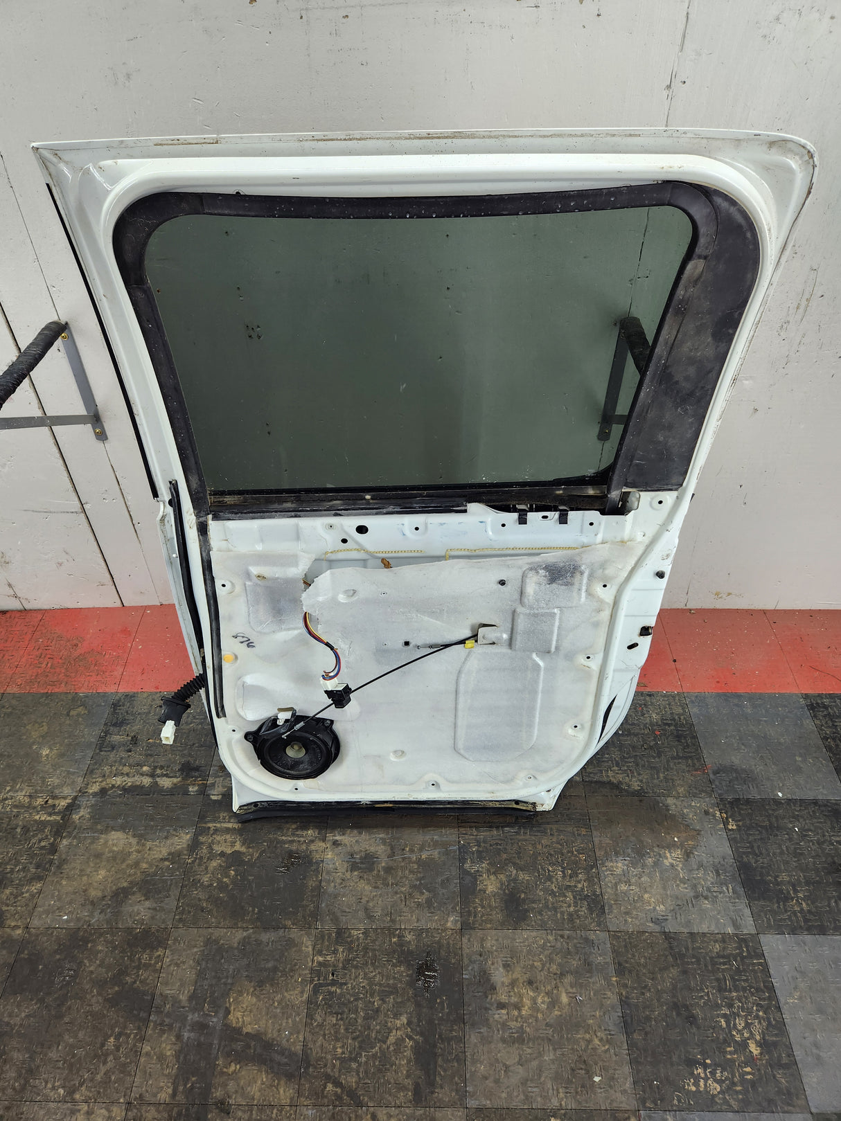 2004-2015 Nissan Titan Rear Crew Cab Passenger Side Door