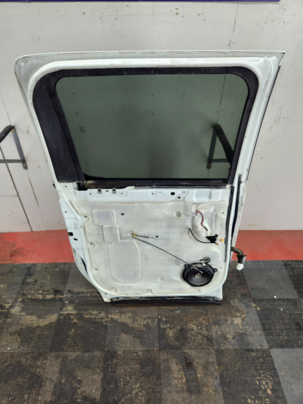 2004-2015 Nissan Titan Rear Crew Cab Driver Side Door