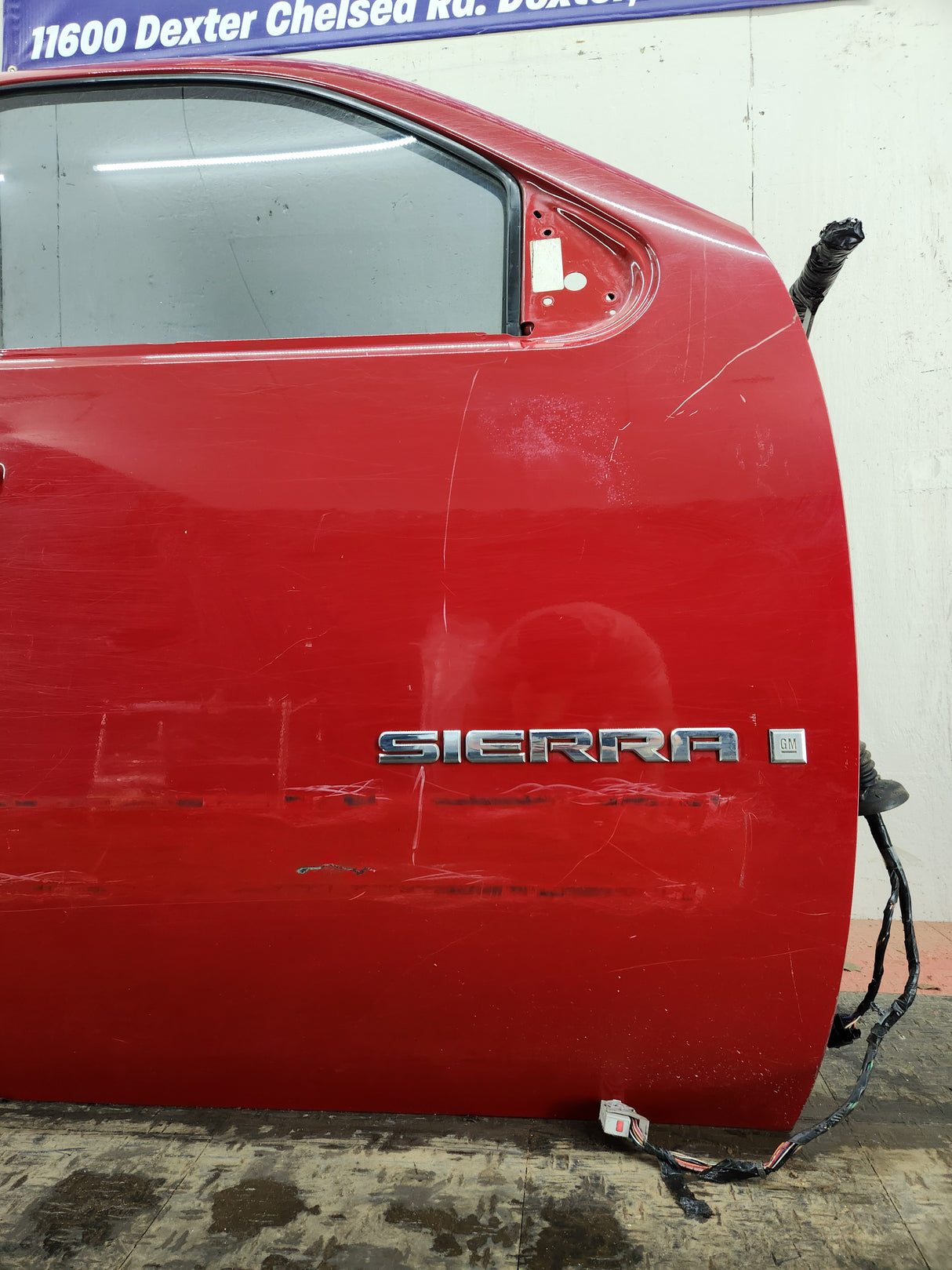 2007-2013 Chevrolet Silverado / GMC Sierra 1500 2500 3500 HD RH Front Passenger Side Door