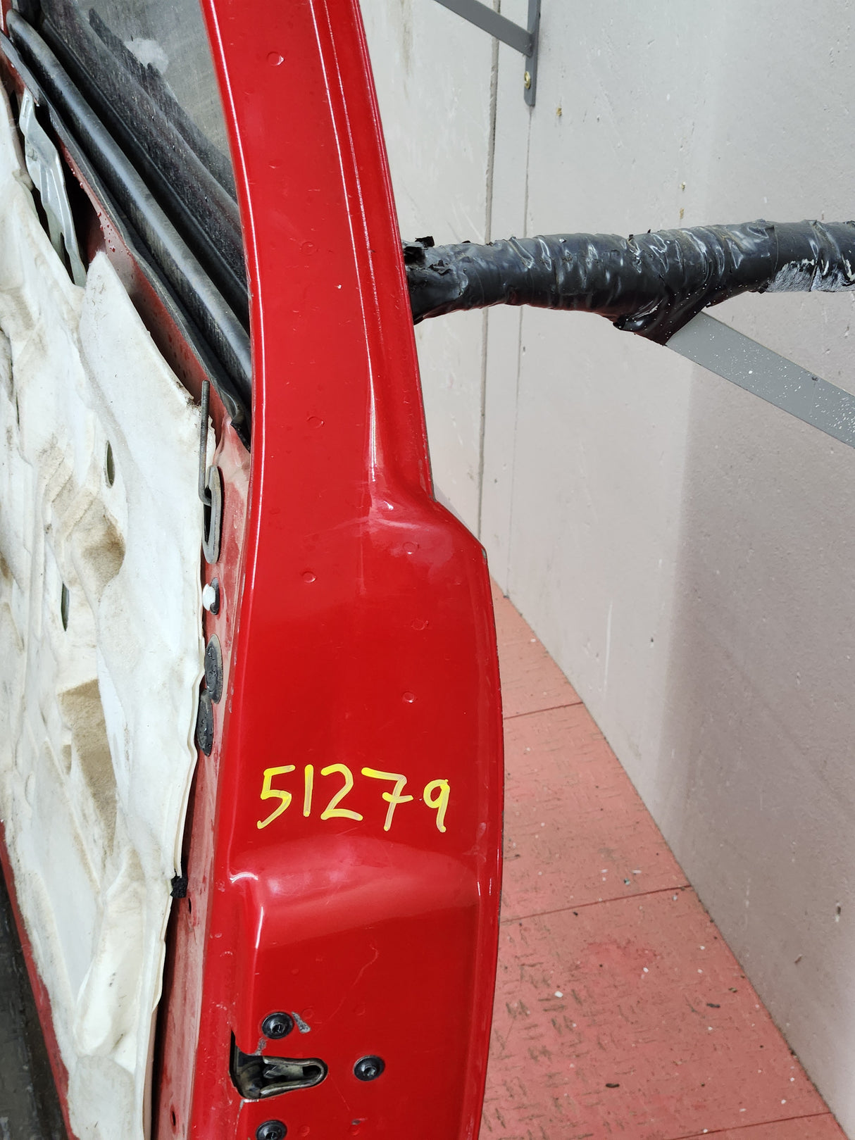 2007-2013 Chevrolet Silverado / GMC Sierra 1500 2500 3500 HD RH Front Passenger Side Door