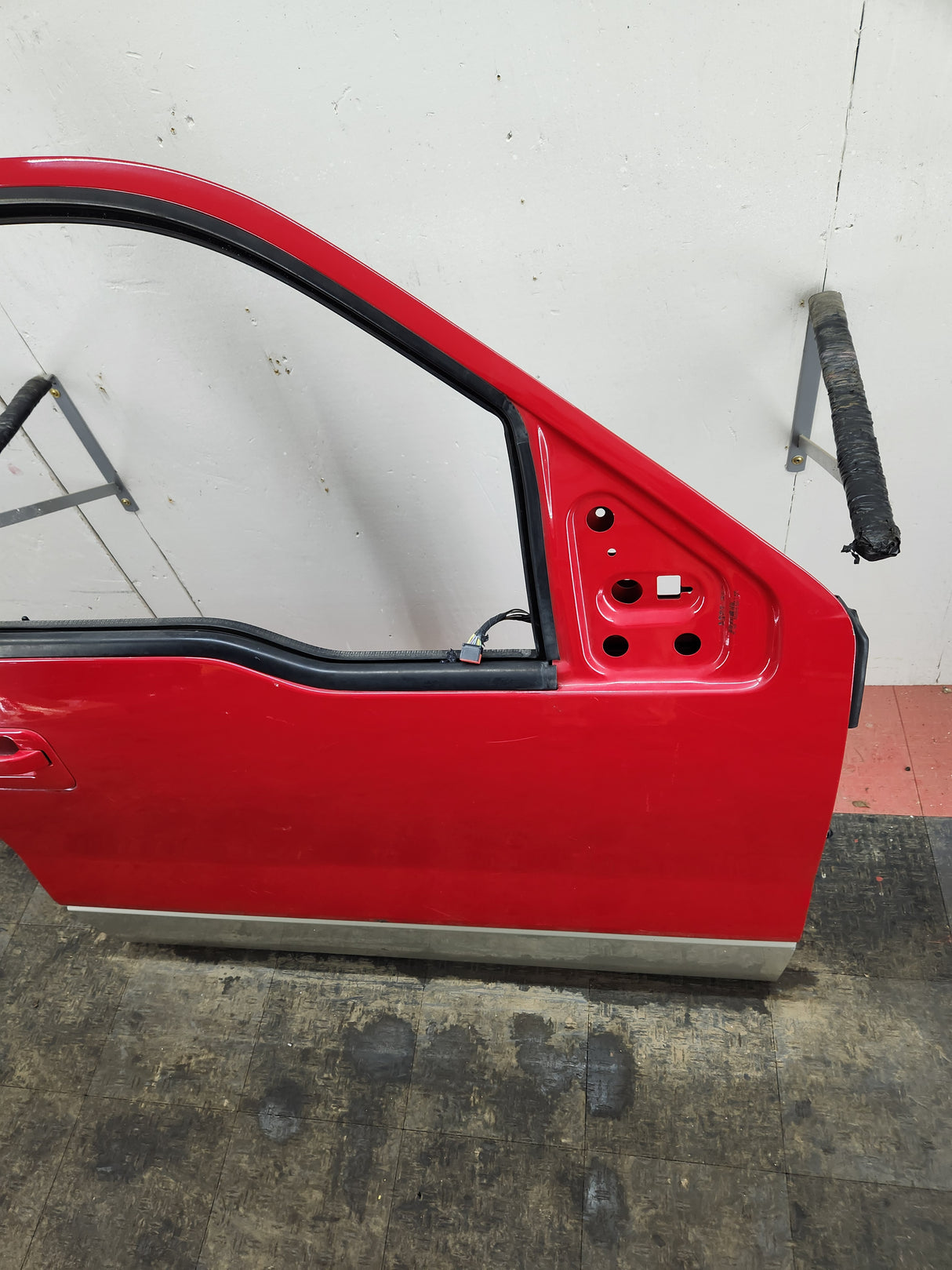 2009-2014 Ford F150 RH Passenger Side Front Door