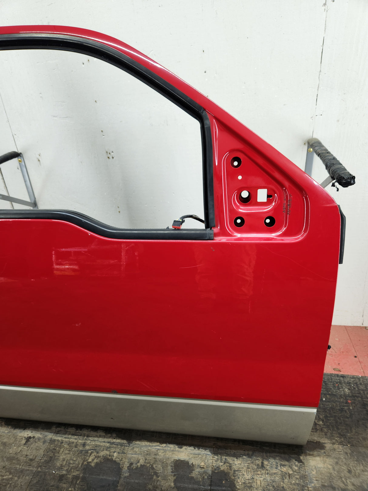 2009-2014 Ford F150 RH Passenger Side Front Door