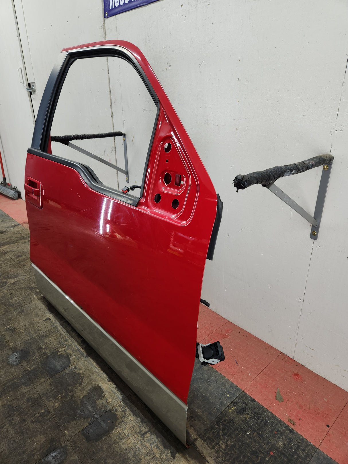 2009-2014 Ford F150 RH Passenger Side Front Door