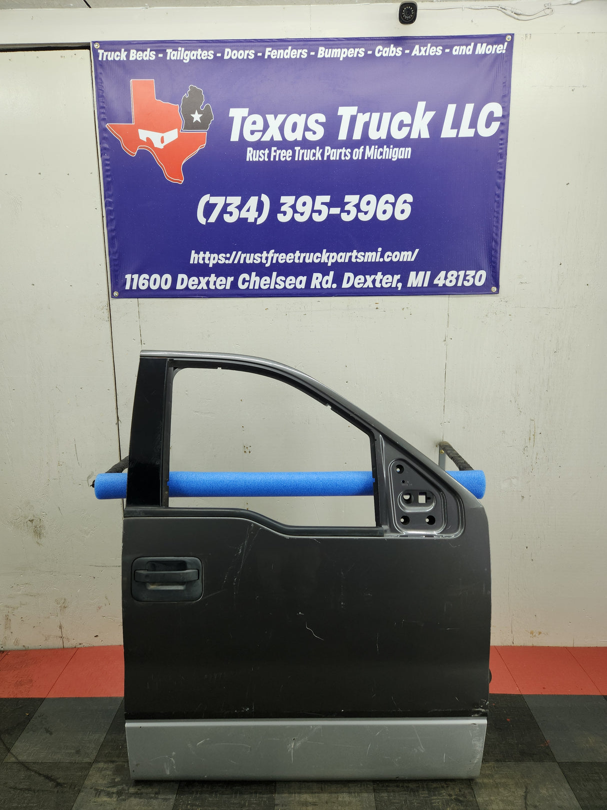 2004-2008 Ford F150 Crew Cab Passenger Front Door Texas Truck LLC