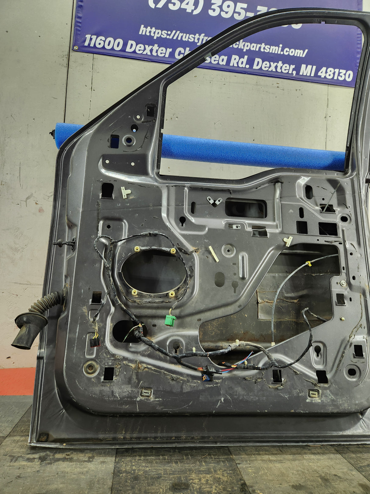 2004-2008 Ford F150 Crew Cab Passenger Front Door Texas Truck LLC