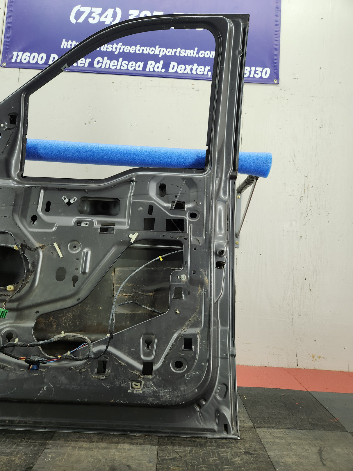 2004-2008 Ford F150 Crew Cab Passenger Front Door Texas Truck LLC