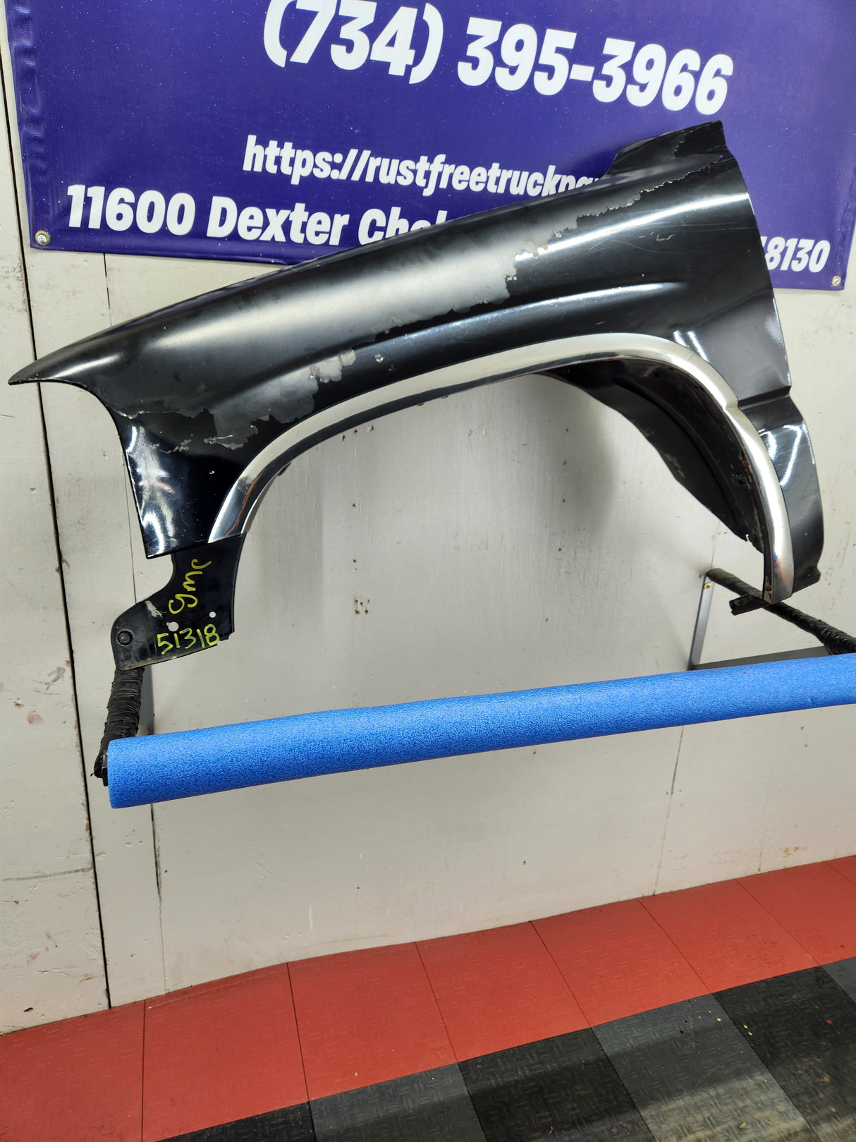 1999-2006 GMC Sierra / Yukon 1500 2500 3500 HD Driver Front Fender