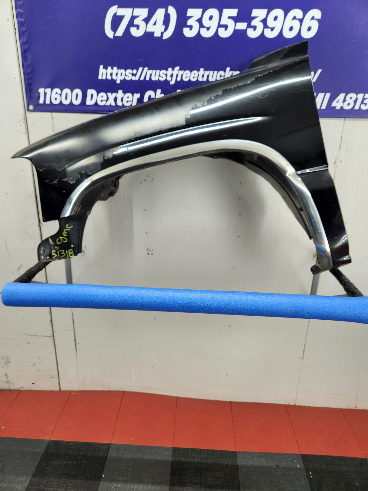 1999-2006 GMC Sierra / Yukon 1500 2500 3500 HD Driver Front Fender