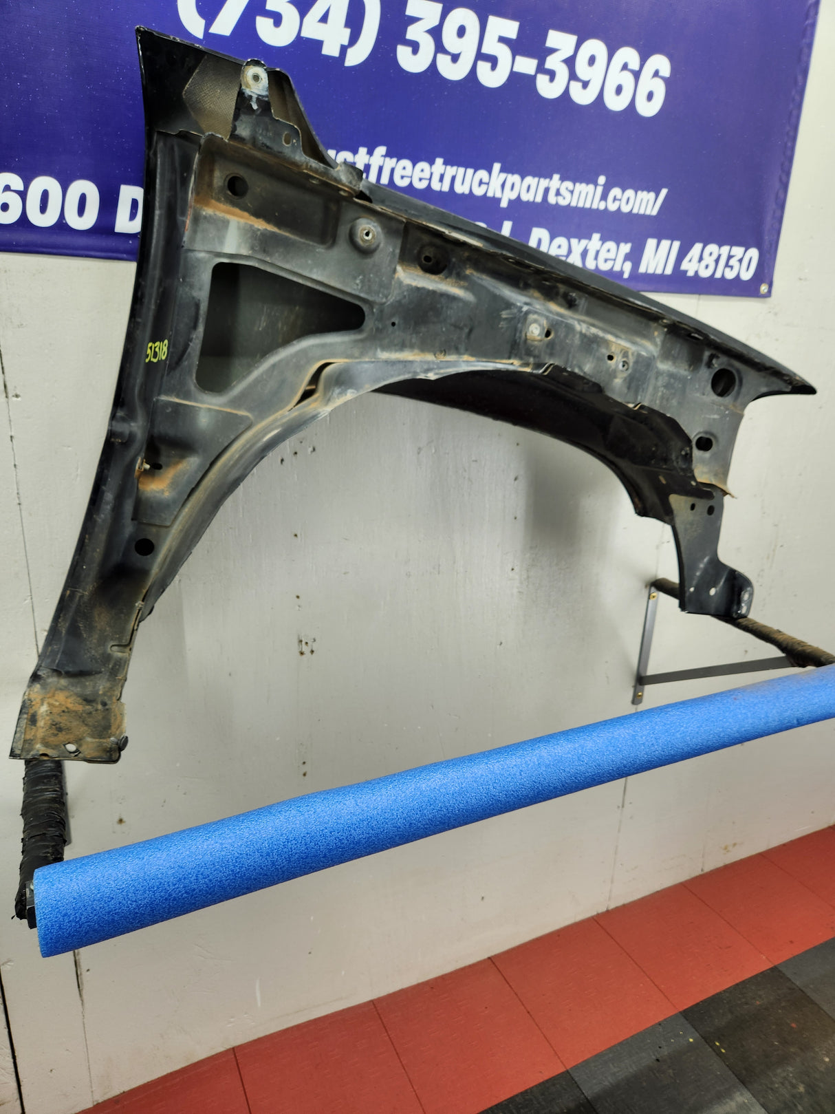 1999-2006 GMC Sierra / Yukon 1500 2500 3500 HD Driver Front Fender