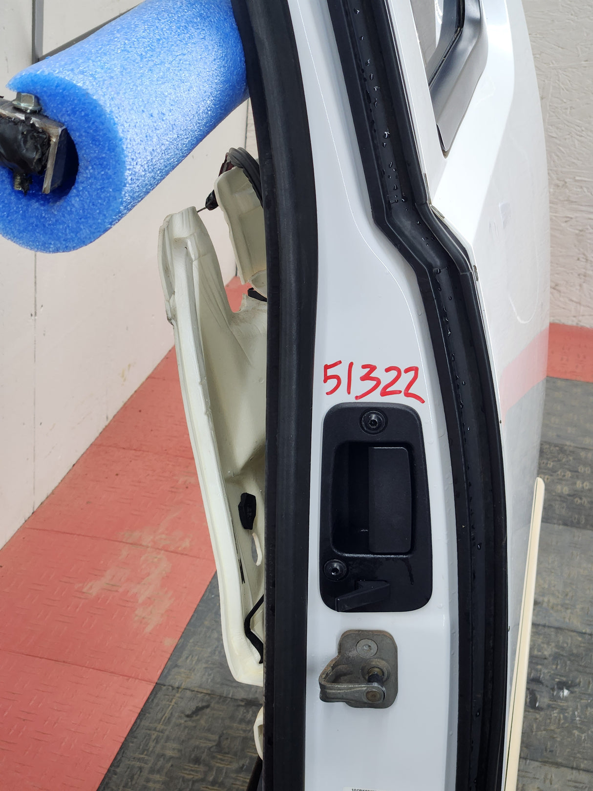 2007-2013 Chevrolet Silverado / GMC Sierra 1500 2500 3500 HD Extended Cab LH Rear Driver Side Door