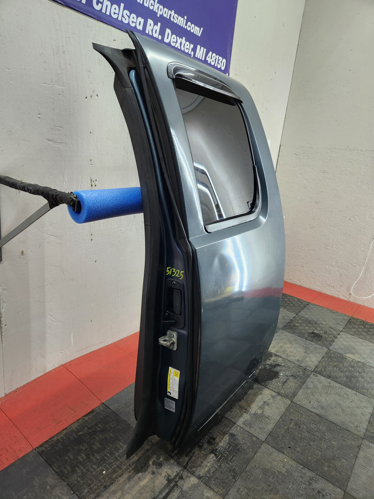 2007-2013 Chevrolet Silverado / GMC Sierra 1500 2500HD 3500 HD Extended Cab LH Rear Driver Side Door