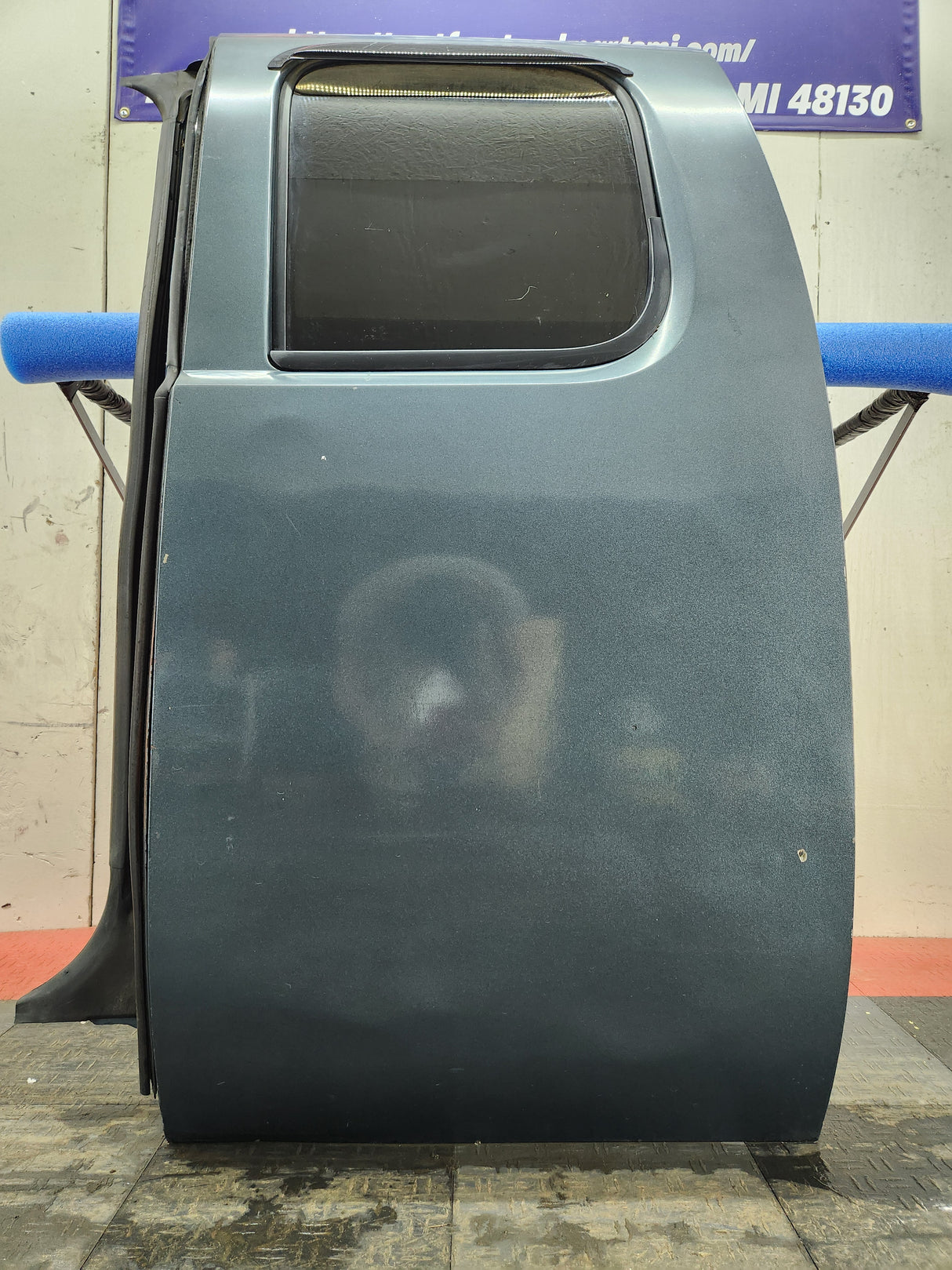 2007-2013 Chevrolet Silverado / GMC Sierra 1500 2500HD 3500 HD Extended Cab LH Rear Driver Side Door