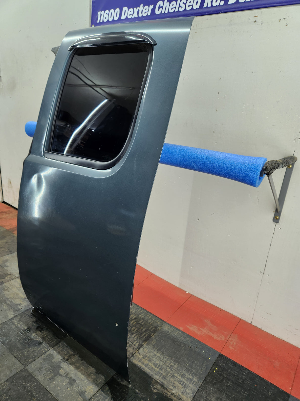 2007-2013 Chevrolet Silverado / GMC Sierra 1500 2500HD 3500 HD Extended Cab LH Rear Driver Side Door