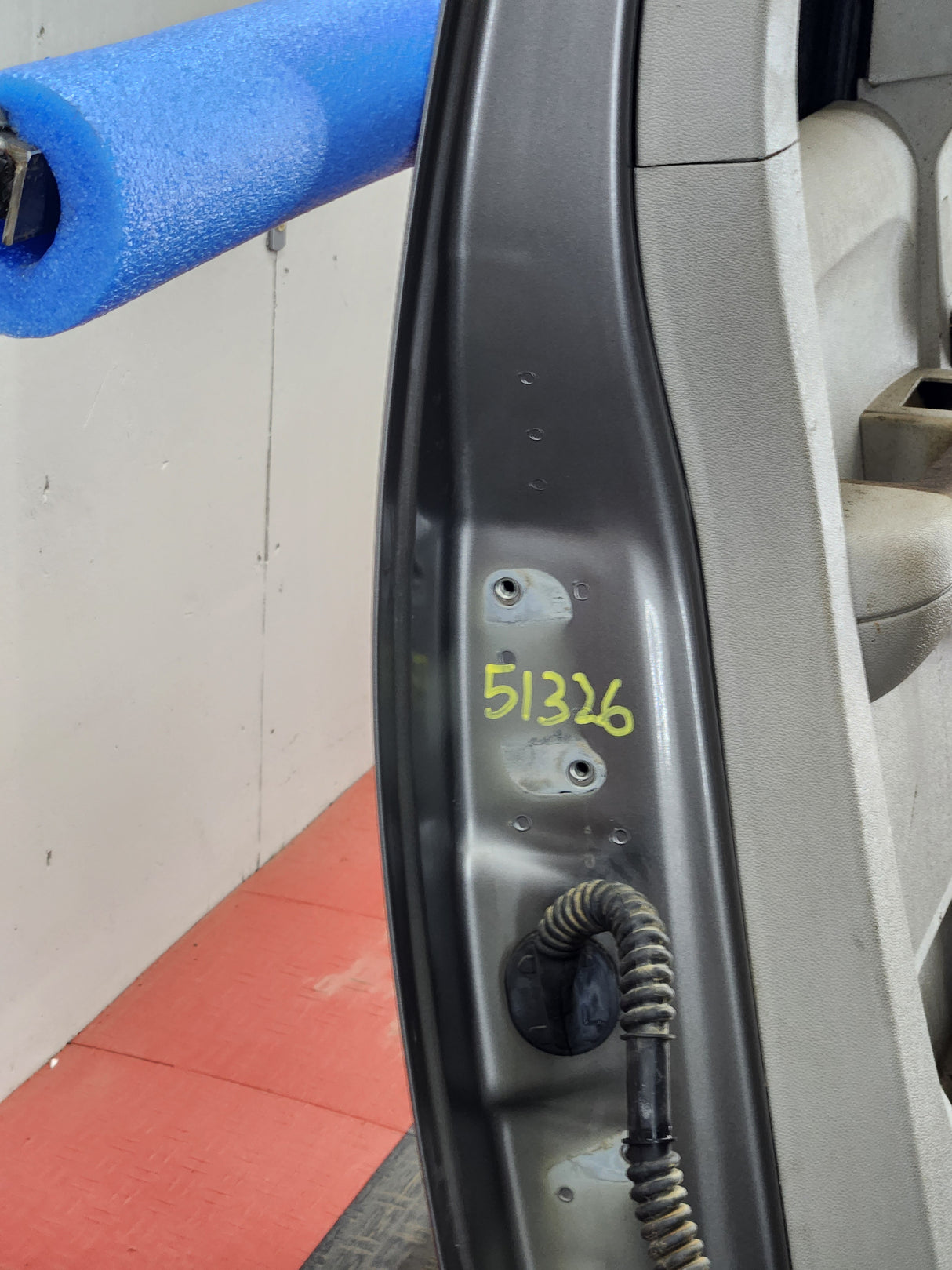 2007-2013 Chevrolet Silverado / GMC Sierra 1500 2500 3500 HD Extended Cab LH Rear Driver Side Door