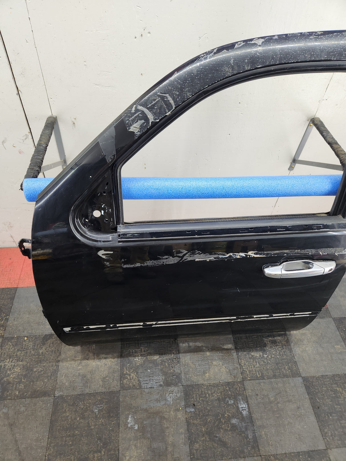 2007-2011 Cadillac Escalade LH Front Driver Side Door