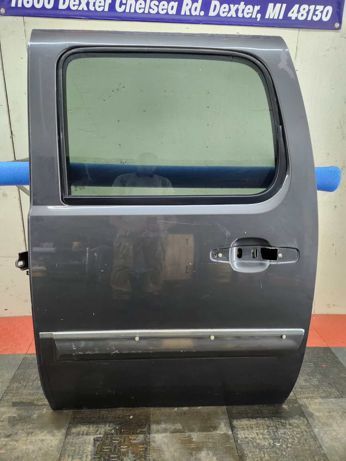 2007-2013 Chevrolet Silverado / GMC Sierra 1500 2500 3500 HD Crew Cab LH Driver Side Rear Door