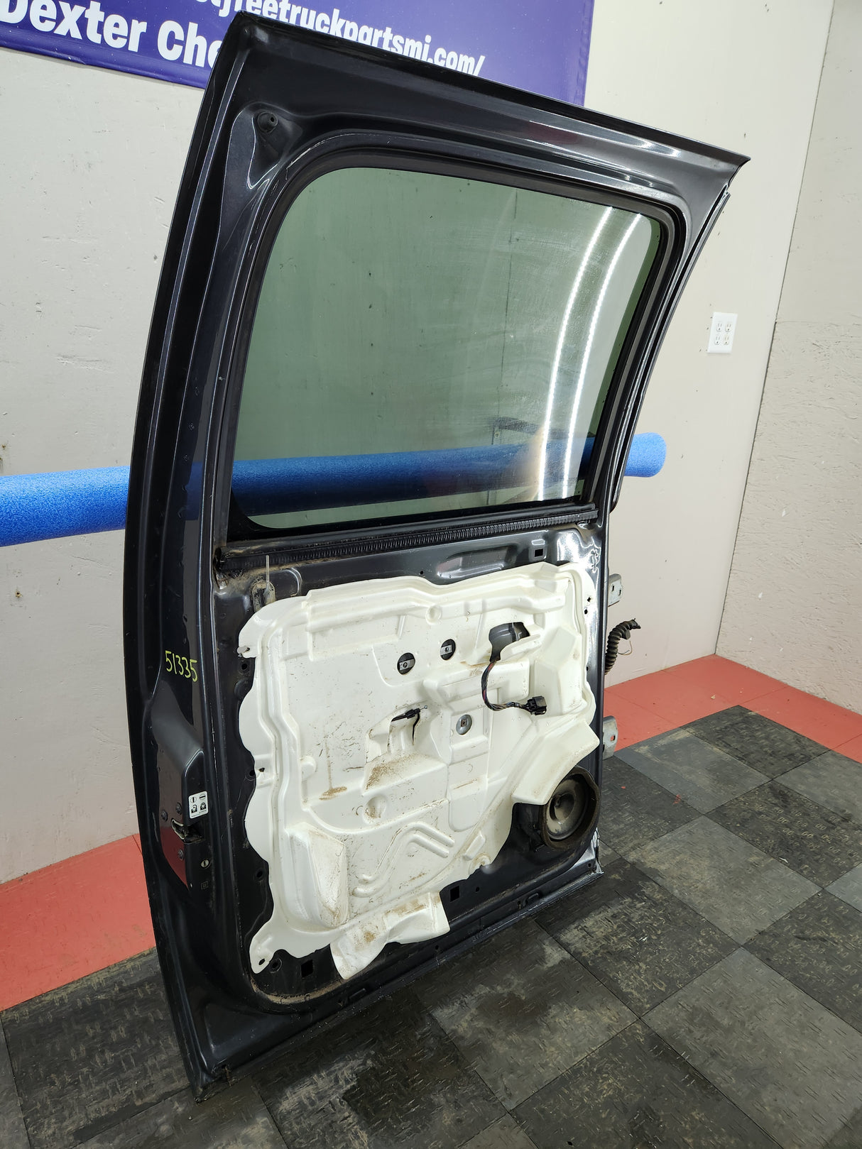 2007-2013 Chevrolet Silverado / GMC Sierra 1500 2500 3500 HD Crew Cab LH Driver Side Rear Door