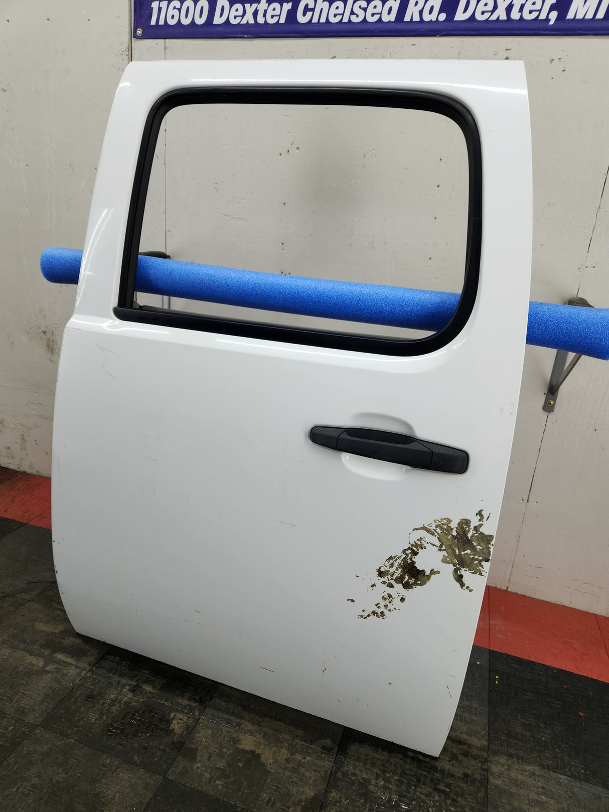 2007-2013 Chevrolet Silverado / GMC Sierra 1500 2500 3500 HD Crew Cab LH Driver Side Rear Door