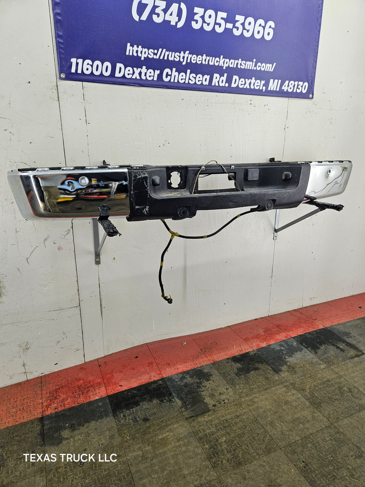 2011-2014 Chevrolet Silverado / GMC Sierra 2500 3500 HD Rear Bumper