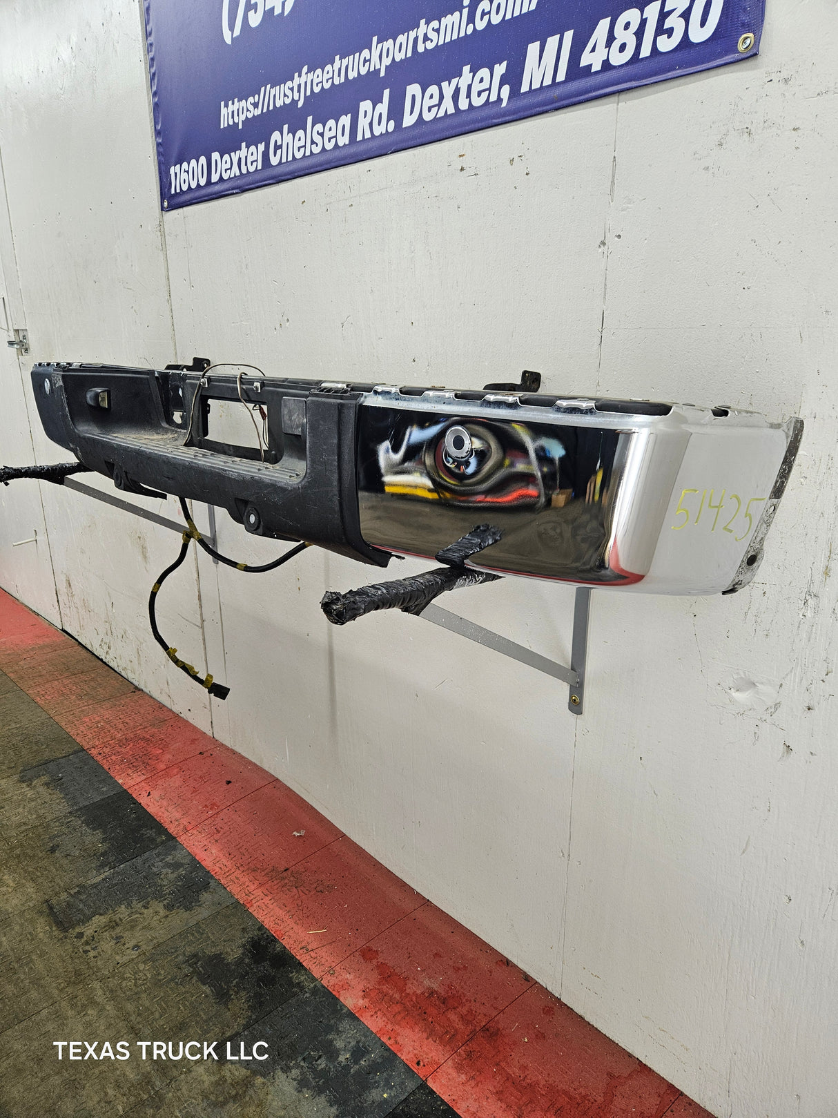 2011-2014 Chevrolet Silverado / GMC Sierra 2500 3500 HD Rear Bumper