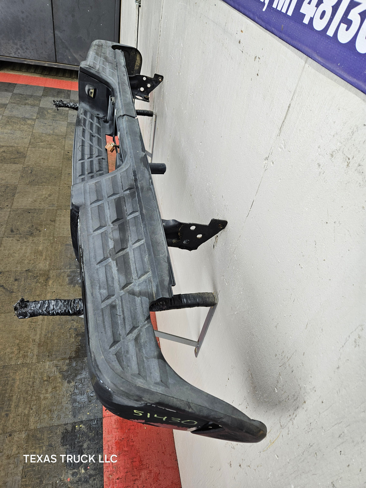2011-2014 Chevrolet Silverado / GMC Sierra 1500 Rear Bumper